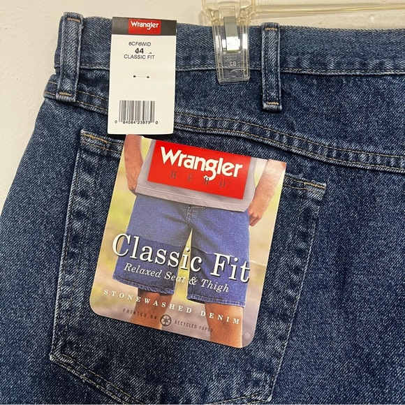 Wrangler Relaxed Fit Blue Denim Jean Shorts Mens Size 44 - Picture 2 of 4